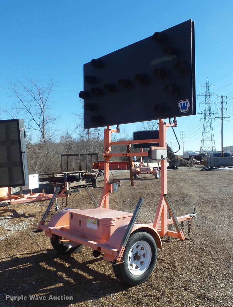 image for item DC7424 2003 Wanco arrow board trailer