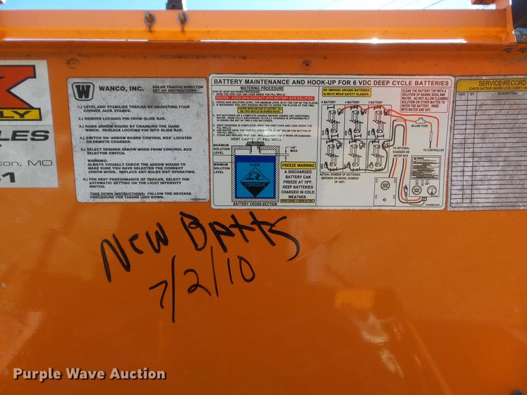 image for item DC7424 2003 Wanco arrow board trailer