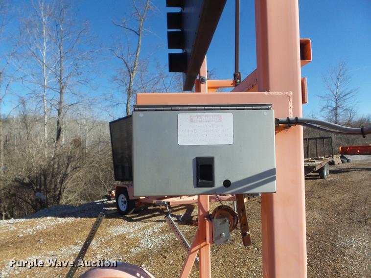 image for item DC7424 2003 Wanco arrow board trailer