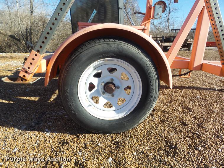 image for item DC7424 2003 Wanco arrow board trailer