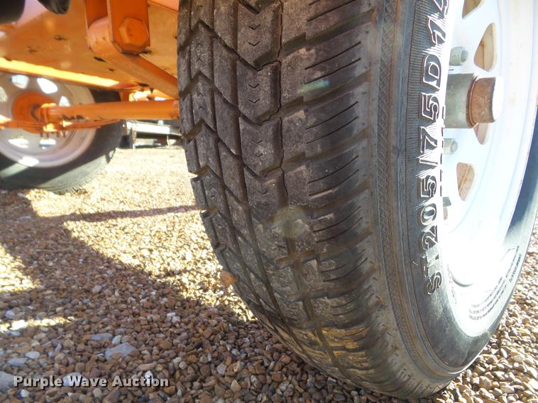 image for item DC7424 2003 Wanco arrow board trailer