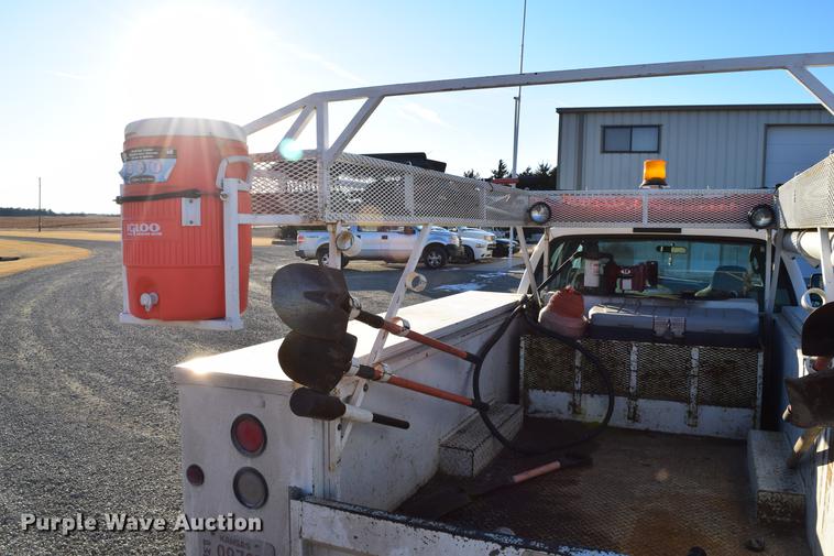 image for item DC7746 2004 Ford F350 Super Duty XLT Crew Cab utility bed pickup truck