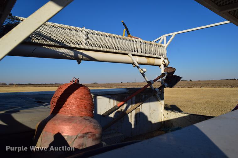 image for item DC7746 2004 Ford F350 Super Duty XLT Crew Cab utility bed pickup truck