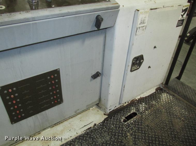 image for item DD2917 2002 Roadtec RX60C pavement miller