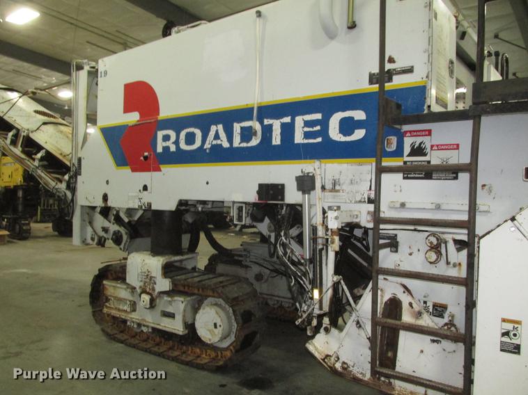 image for item DD2917 2002 Roadtec RX60C pavement miller