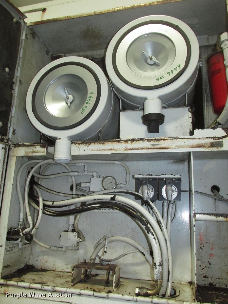 image for item DD2917 2002 Roadtec RX60C pavement miller