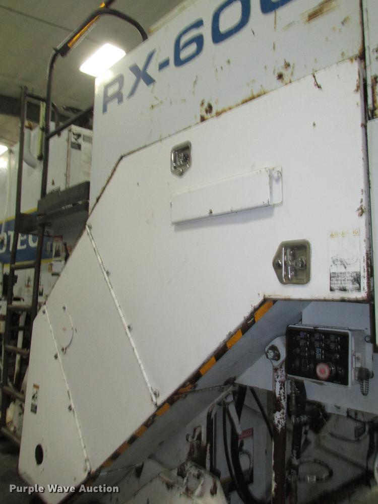 image for item DD2917 2002 Roadtec RX60C pavement miller