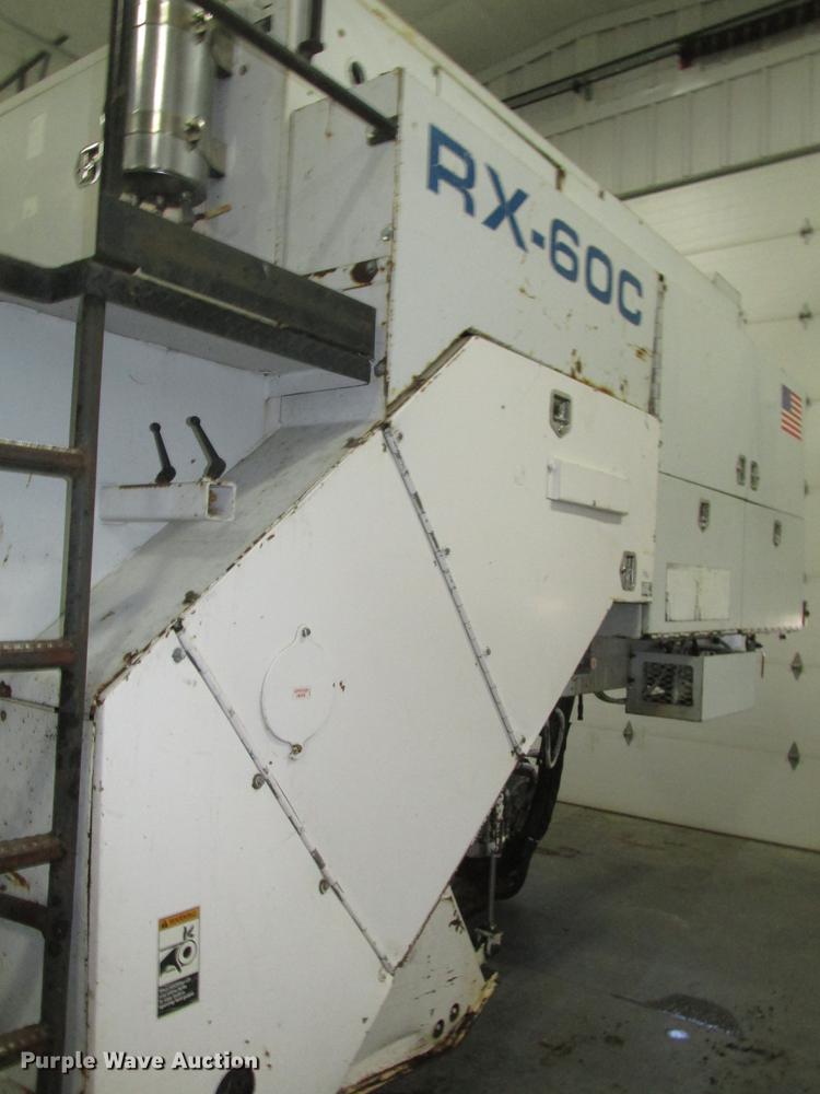 image for item DD2917 2002 Roadtec RX60C pavement miller