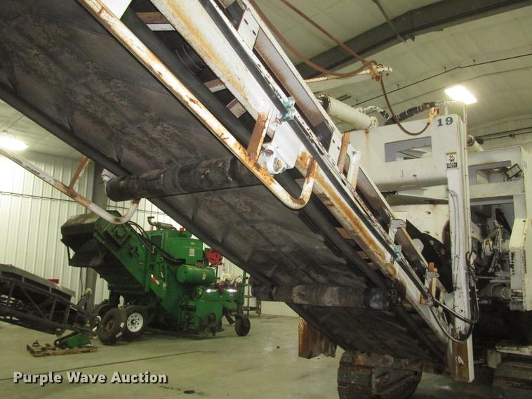 image for item DD2917 2002 Roadtec RX60C pavement miller