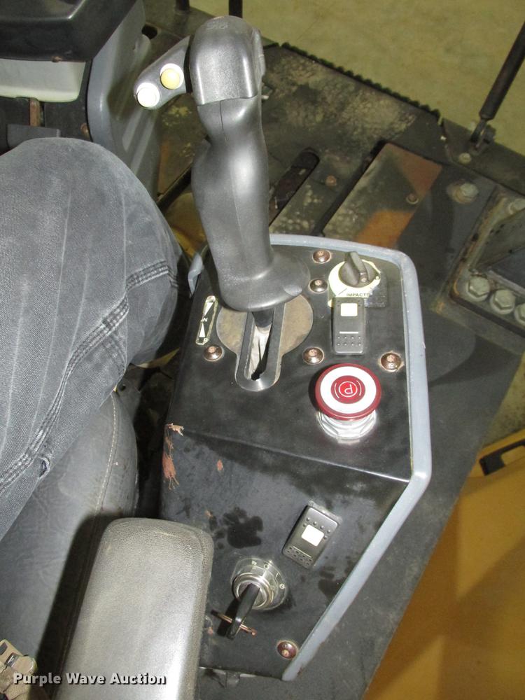 image for item DD2918 2003 Caterpillar CB534D XW double drum vibratory roller