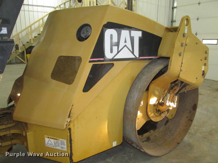 image for item DD2918 2003 Caterpillar CB534D XW double drum vibratory roller