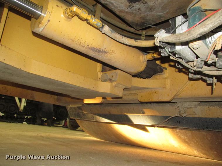 image for item DD2918 2003 Caterpillar CB534D XW double drum vibratory roller