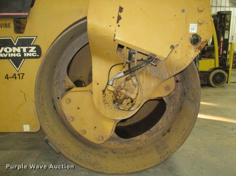 image for item DD2918 2003 Caterpillar CB534D XW double drum vibratory roller
