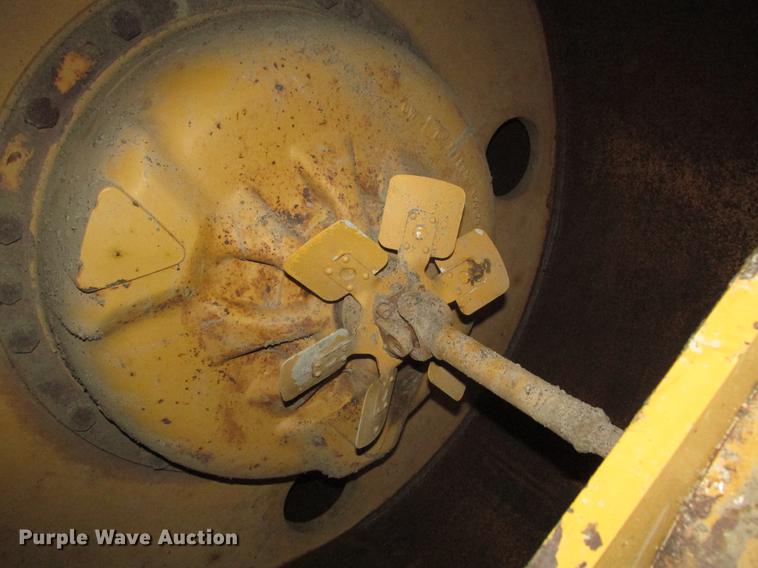 image for item DD2918 2003 Caterpillar CB534D XW double drum vibratory roller