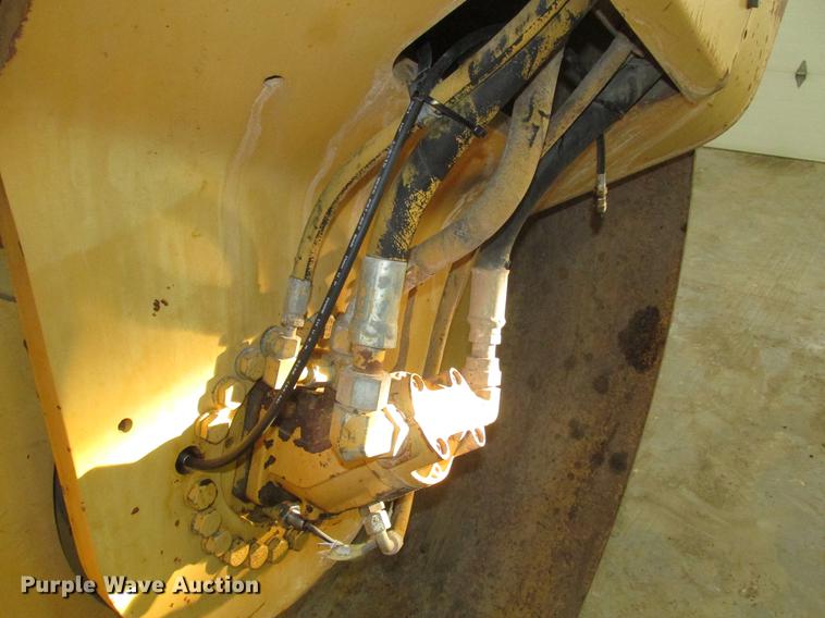 image for item DD2918 2003 Caterpillar CB534D XW double drum vibratory roller