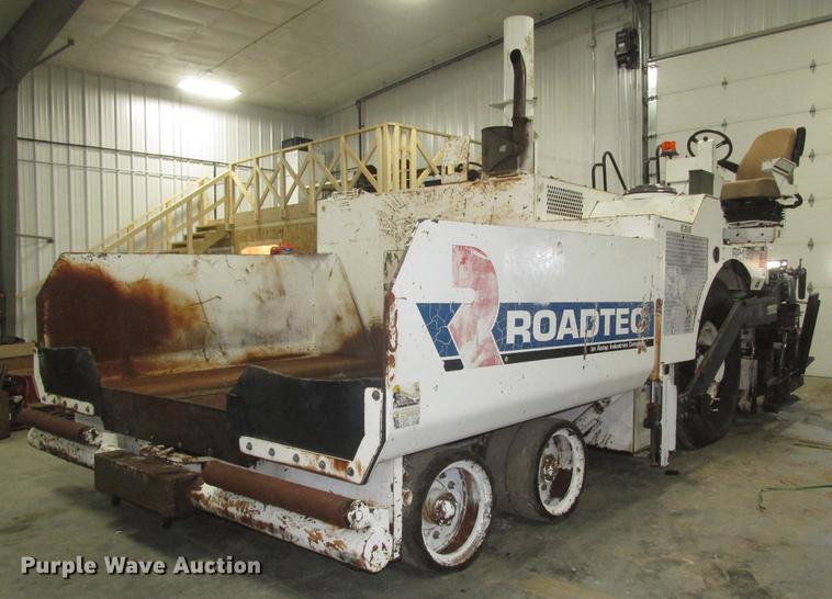 image for item DD2919 2008 Roadtec RP-190 paver