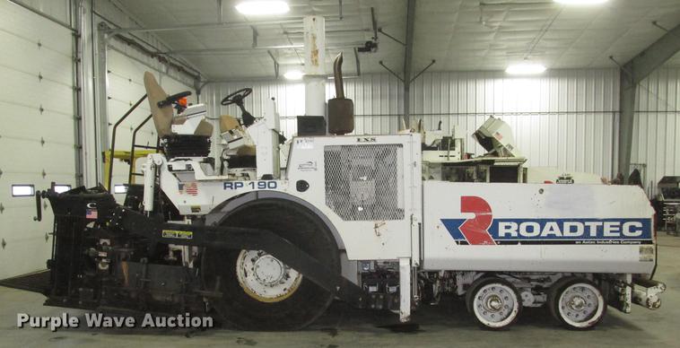 image for item DD2919 2008 Roadtec RP-190 paver