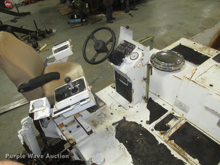 image for item DD2919 2008 Roadtec RP-190 paver