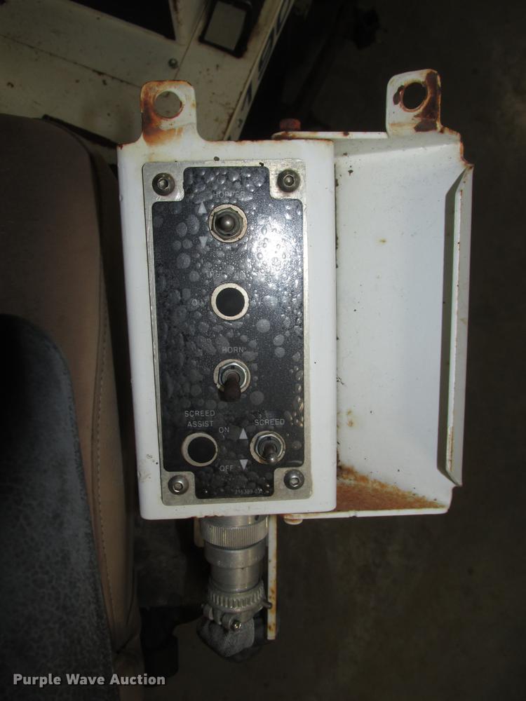 image for item DD2919 2008 Roadtec RP-190 paver