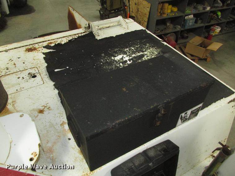 image for item DD2919 2008 Roadtec RP-190 paver