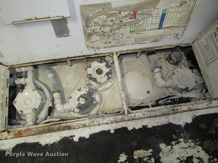 image for item DD2919 2008 Roadtec RP-190 paver