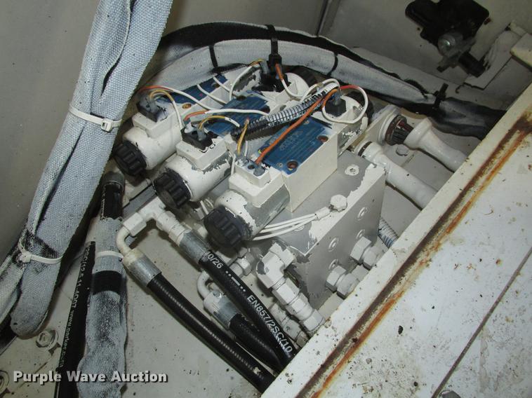 image for item DD2919 2008 Roadtec RP-190 paver