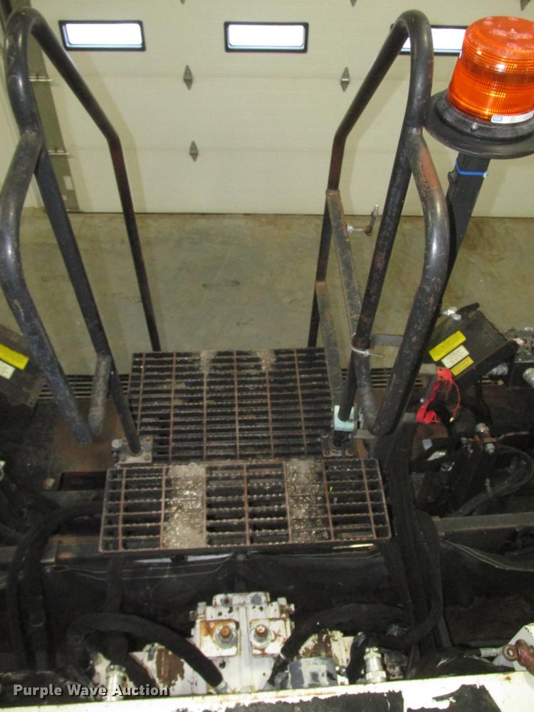 image for item DD2919 2008 Roadtec RP-190 paver