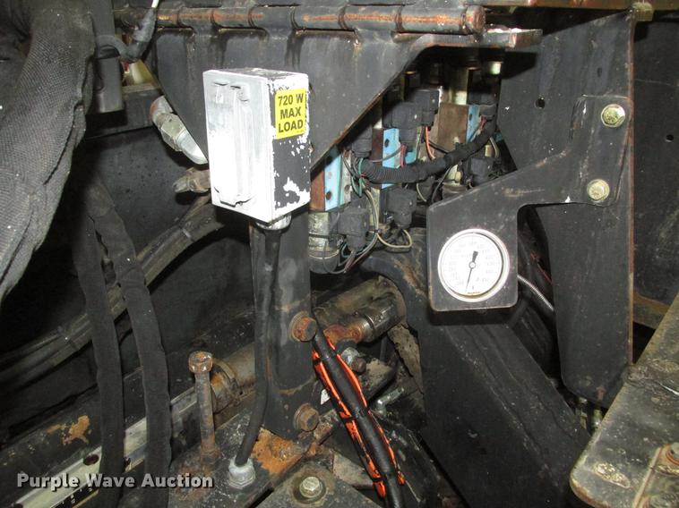 image for item DD2919 2008 Roadtec RP-190 paver