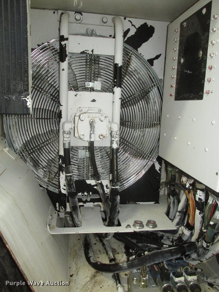 image for item DD2919 2008 Roadtec RP-190 paver