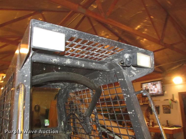 image for item DD2921 2007 Case 450 skid steer