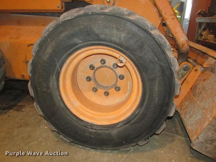 image for item DD2921 2007 Case 450 skid steer