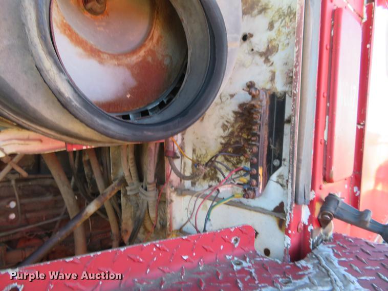 image for item DF9810 1979 International Paystar 5000 oilfield rig up truck