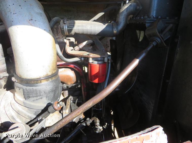 image for item DF9810 1979 International Paystar 5000 oilfield rig up truck