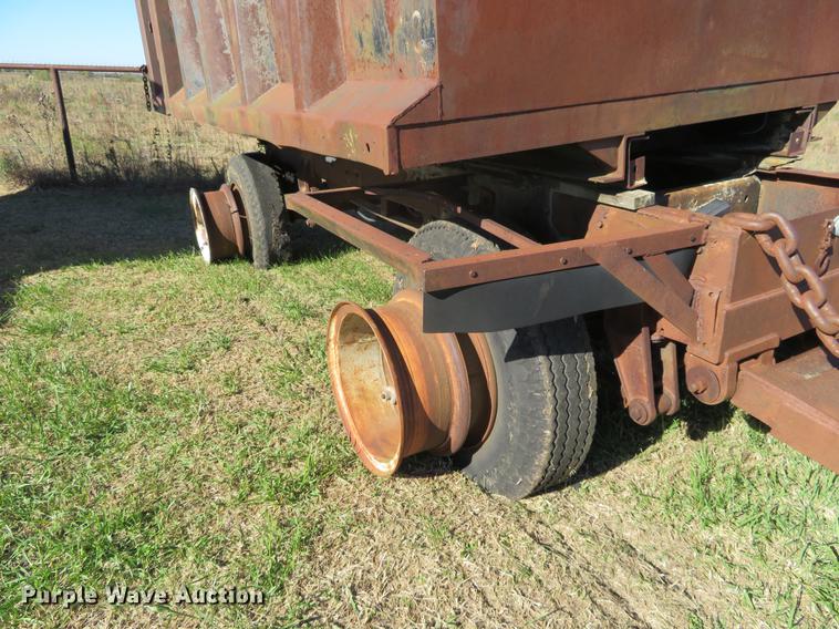 image for item DF9812 1988 End dump pup trailer