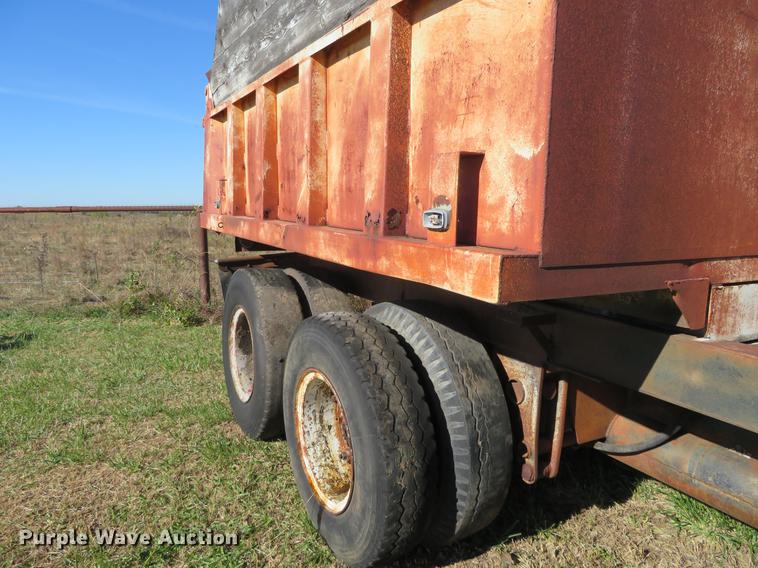 image for item DF9813 1977 Shop built end dump pup trailer