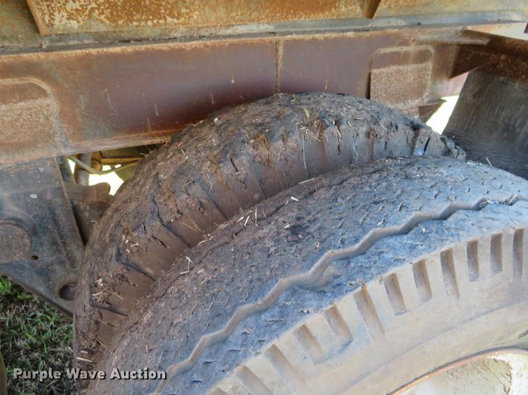 image for item DF9813 1977 Shop built end dump pup trailer