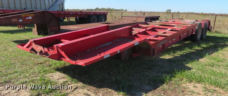 image for item DF9814 1977 equipment trailer