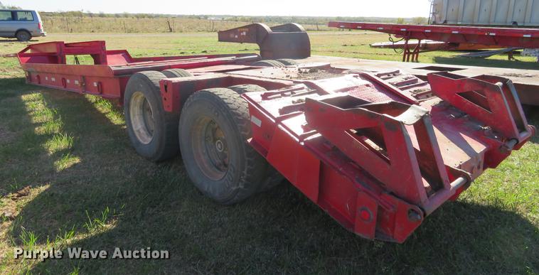 image for item DF9814 1977 equipment trailer
