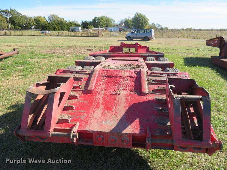 image for item DF9814 1977 equipment trailer