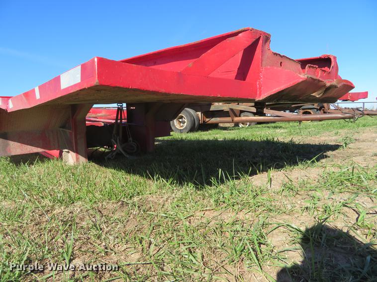 image for item DF9814 1977 equipment trailer