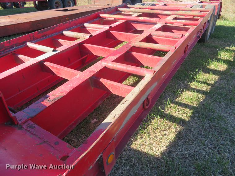 image for item DF9814 1977 equipment trailer