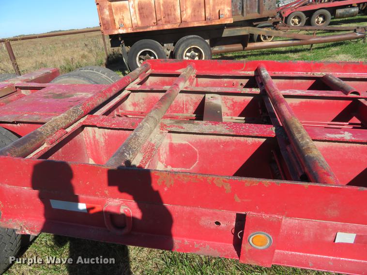 image for item DF9814 1977 equipment trailer