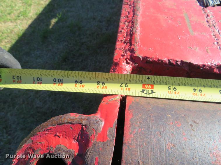 image for item DF9816 1973 Fruehauf flatbed trailer