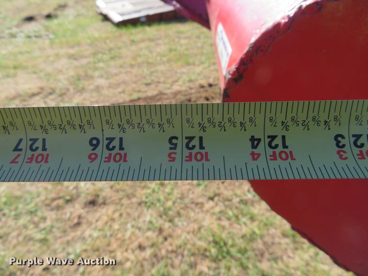 image for item DF9816 1973 Fruehauf flatbed trailer