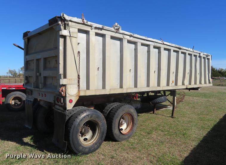 image for item DF9817 1983 Dorsey end dump trailer
