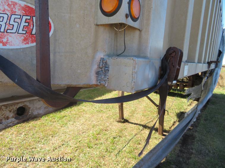 image for item DF9817 1983 Dorsey end dump trailer