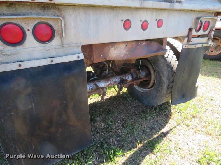 image for item DF9817 1983 Dorsey end dump trailer