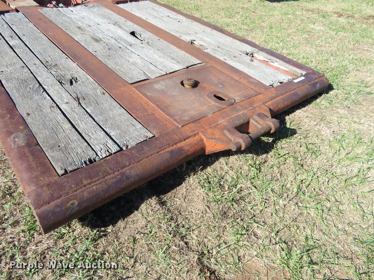 image for item DF9818 1988 Shop built equipment trailer