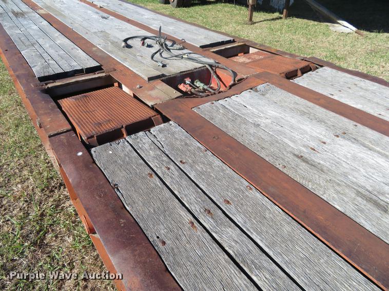 image for item DF9818 1988 Shop built equipment trailer