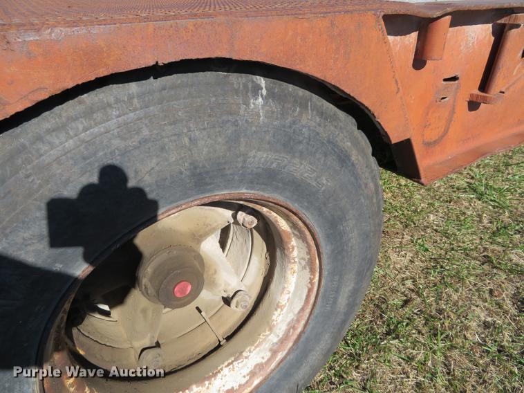 image for item DF9818 1988 Shop built equipment trailer